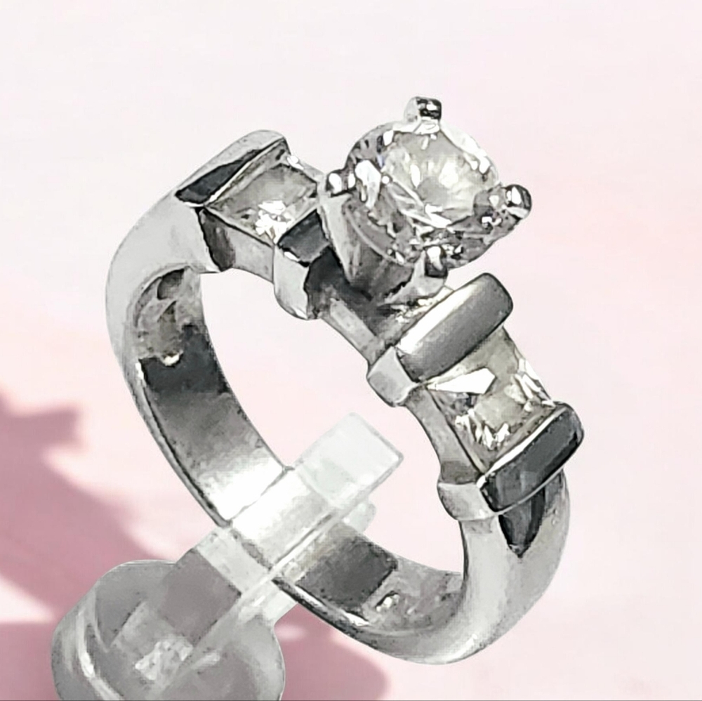 1.30 ctw Sterling Silver Engagement Ring size 6
